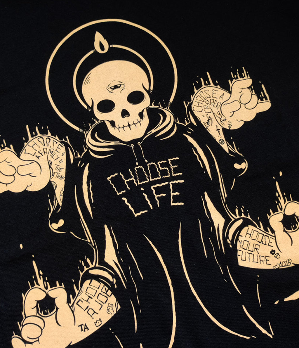 POLERA NEGRA STREETWEAR ANOMALO CHOOSE LIFE DETALLE